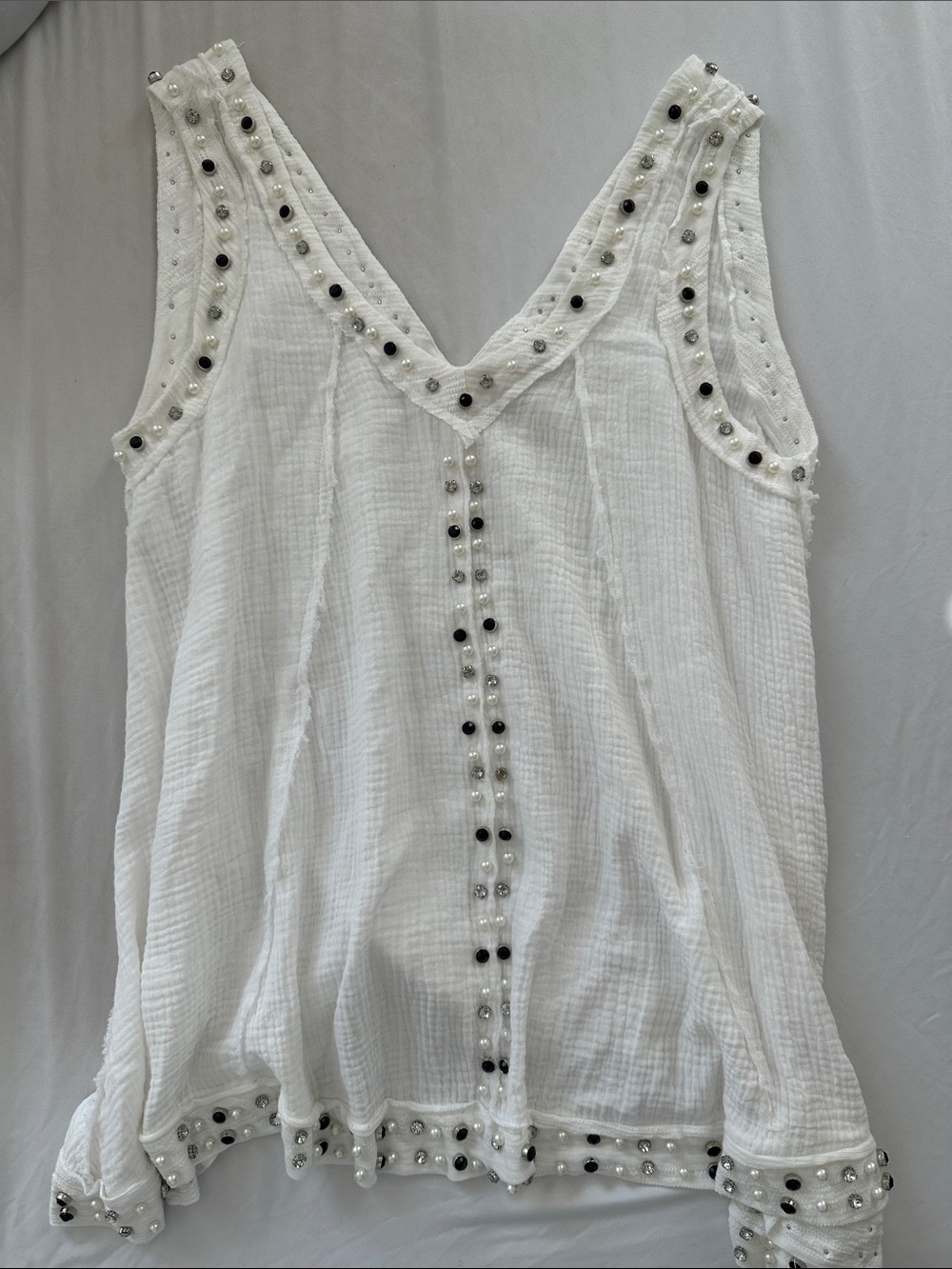 POL White V-Neck Embellished Sleeveless Tunic